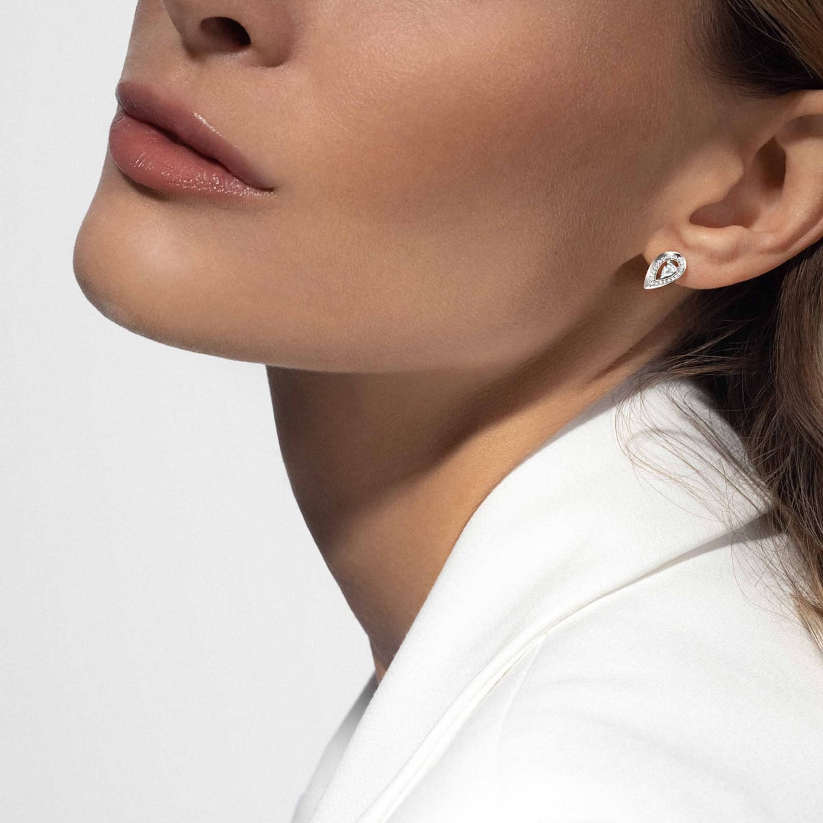 Orecchini Fiery Oro Bianco e Diamanti - immagine 5